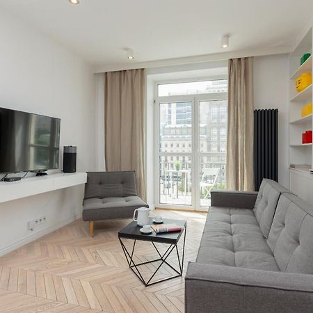 Trendy Apartment Marszalkowska With City View Near Ogrod Saski By Noclegi Renters Warsawa Bagian luar foto