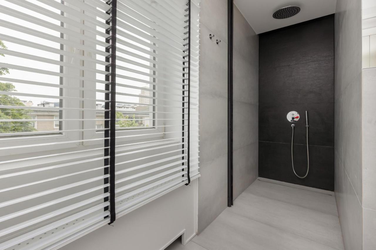 Trendy Apartment Marszalkowska With City View Near Ogrod Saski By Noclegi Renters Warsawa Bagian luar foto